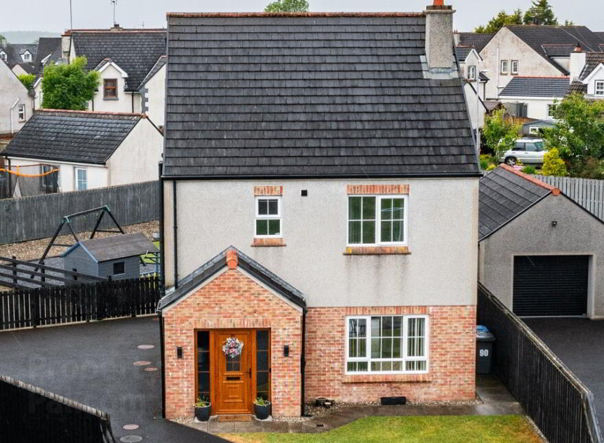 90 Castle Manor, Kesh, BT93 1RT photo