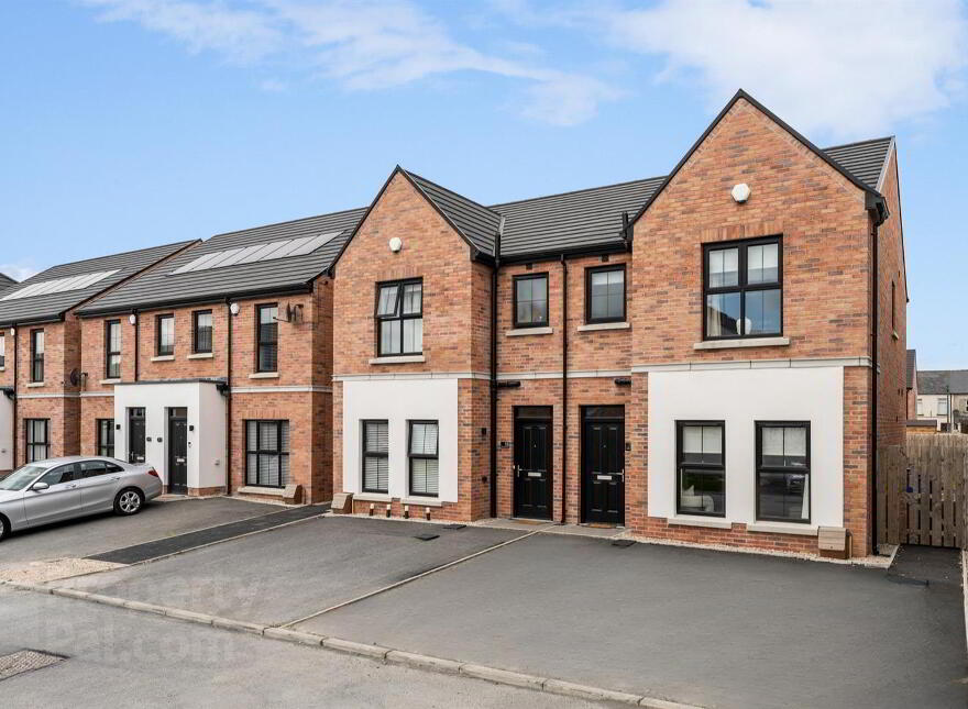 20 Carleton Bridge Way, Newtownards, BT23 4EL photo