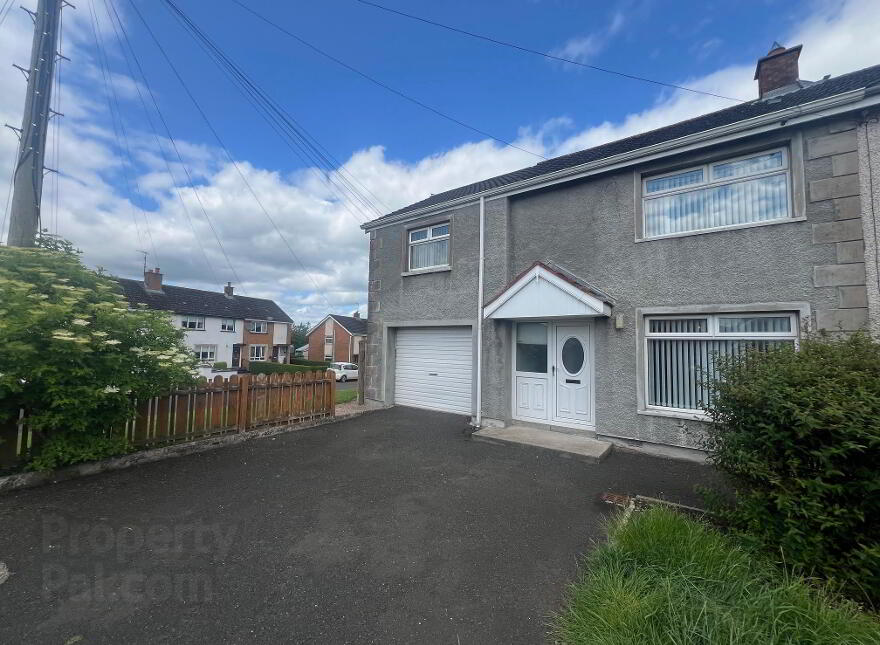 31 Drummaul Park, Randalstown, Antrim, BT41 3AR photo