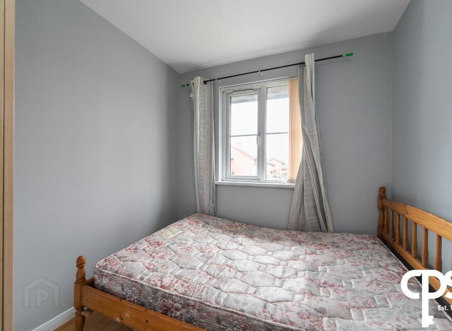 6 Hampton Place, Belfast, BT7 3BZ