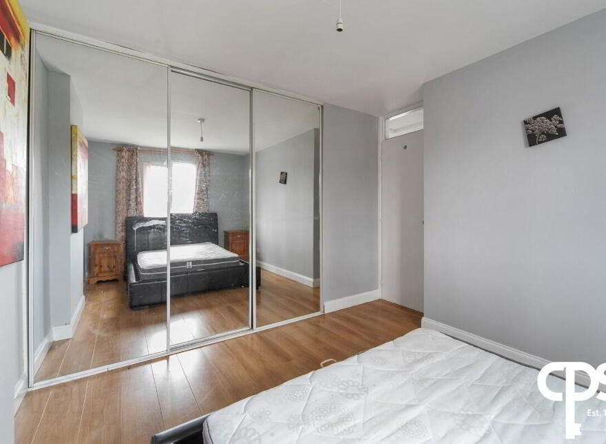 6 Hampton Place, Belfast, BT7 3BZ