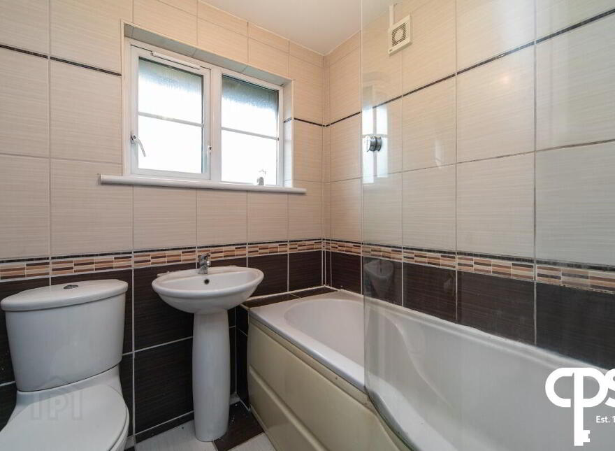 6 Hampton Place, Belfast, BT7 3BZ