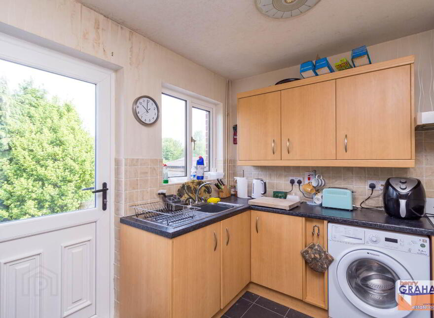 14 Mandeville Avenue, Lisburn, BT27 5AL