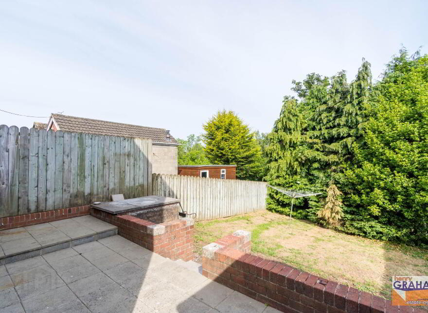 14 Mandeville Avenue, Lisburn, BT27 5AL