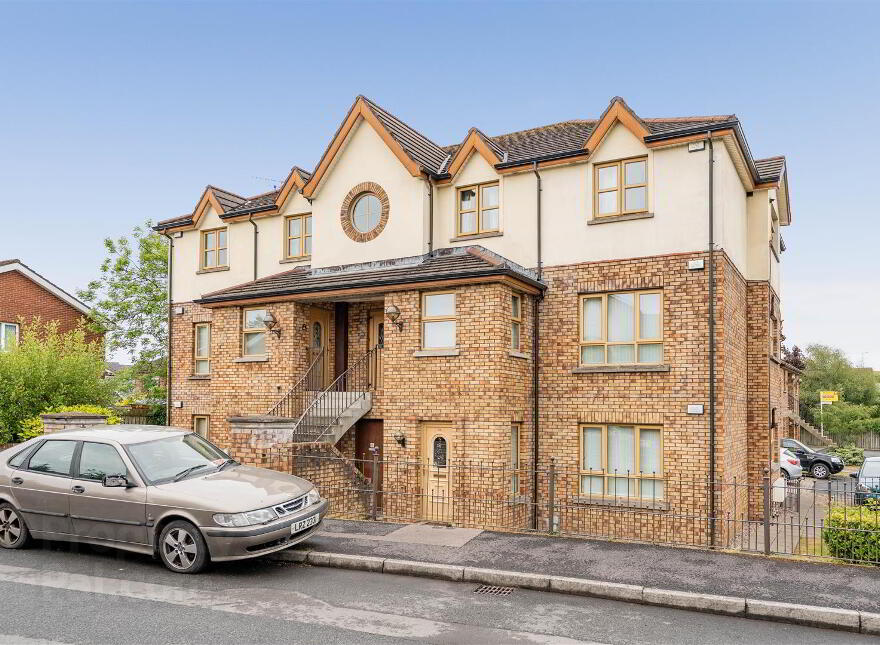 68a Woodrow Gardens, Saintfield, BT24 7WG photo