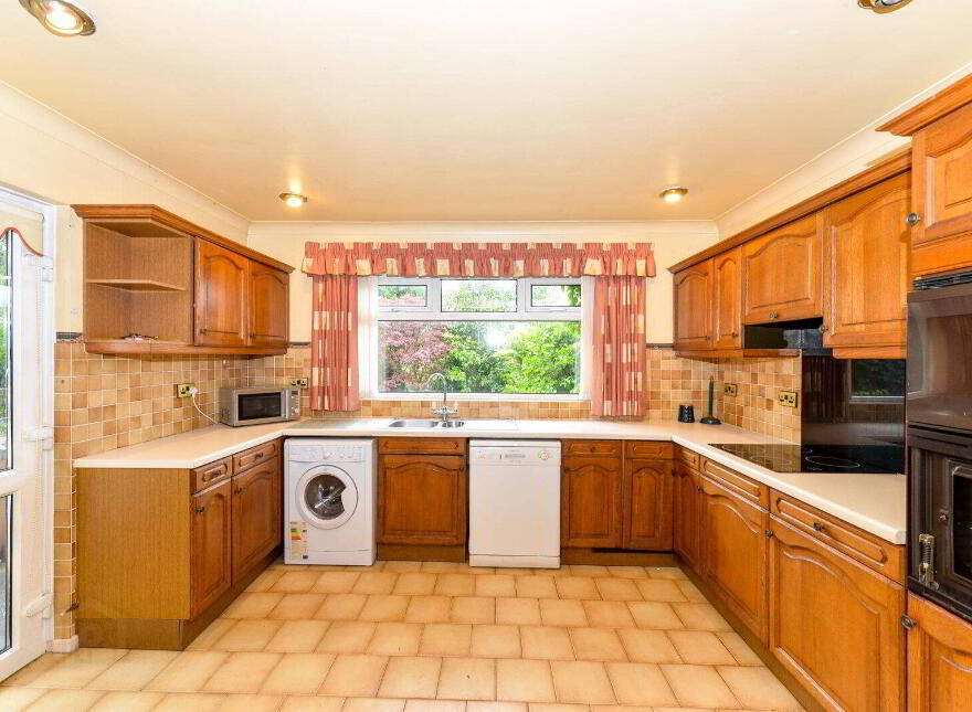 53 Ardnoe Avenue, Dundonald, Belfast, BT16 2LU