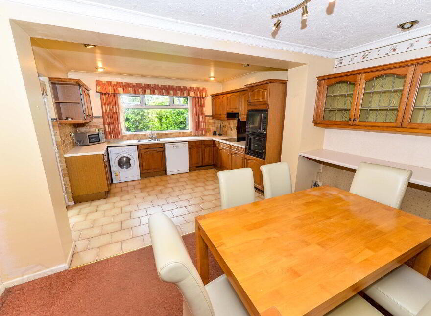 53 Ardnoe Avenue, Dundonald, Belfast, BT16 2LU