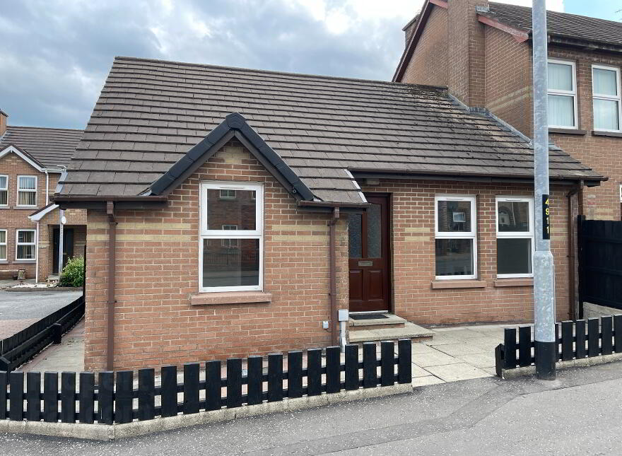 15 Rathmore Court, Cookstown, BT80 8AP photo