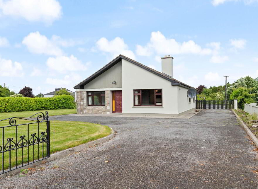 Clonbur Road, Ballinrobe, F31HP65 photo