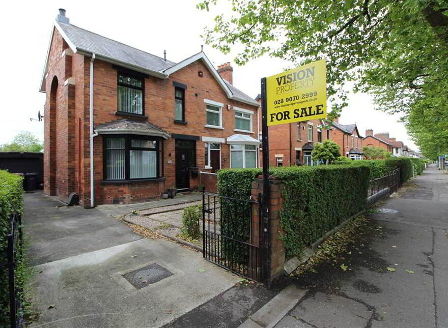 363 Castlereagh Road, Belfast, BT5 6AB