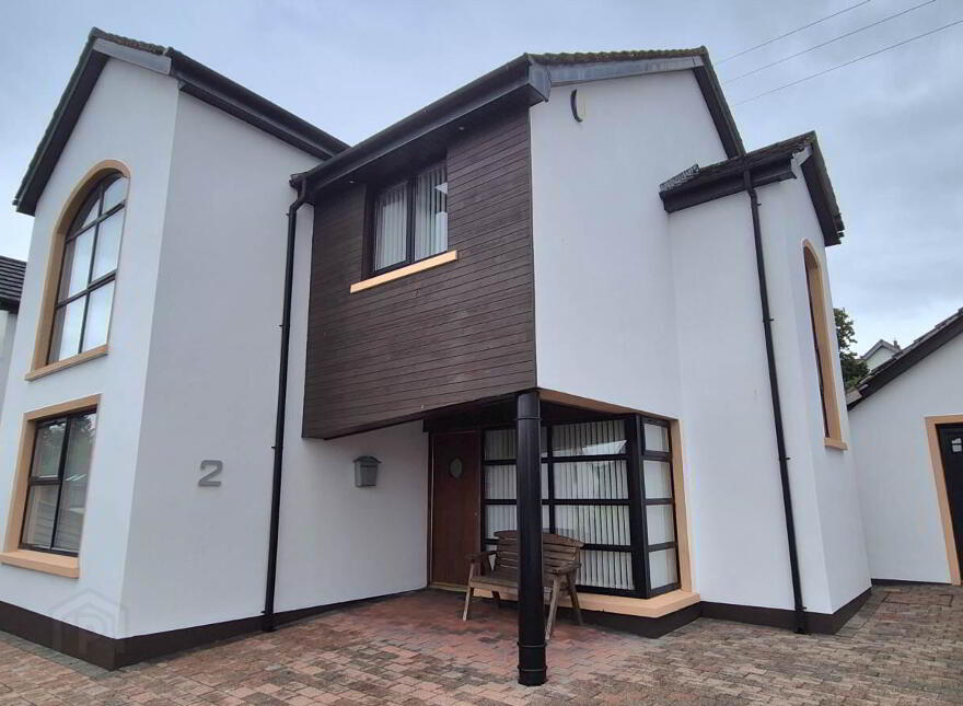 2 Dunhugh Manor, Londonderry, BT47 2TG