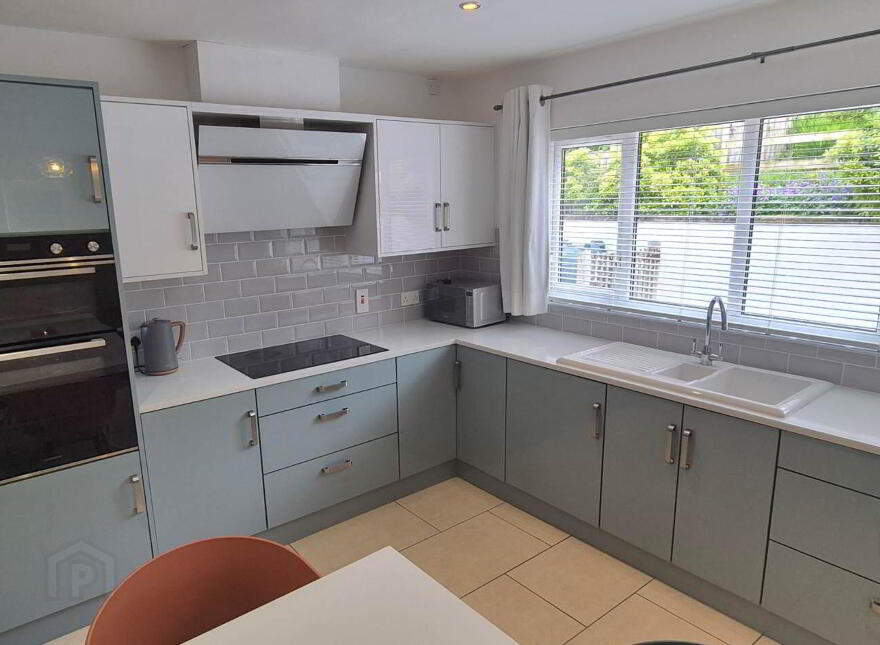 2 Dunhugh Manor, Londonderry, BT47 2TG