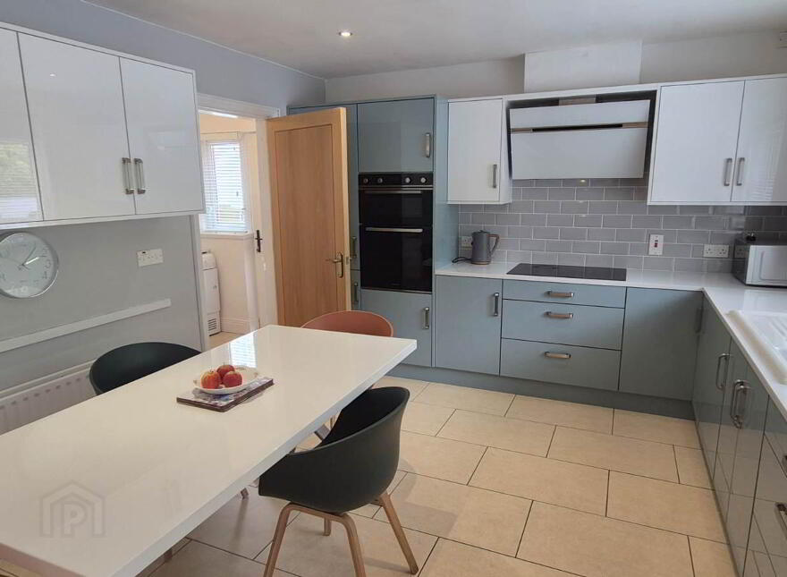 2 Dunhugh Manor, Londonderry, BT47 2TG