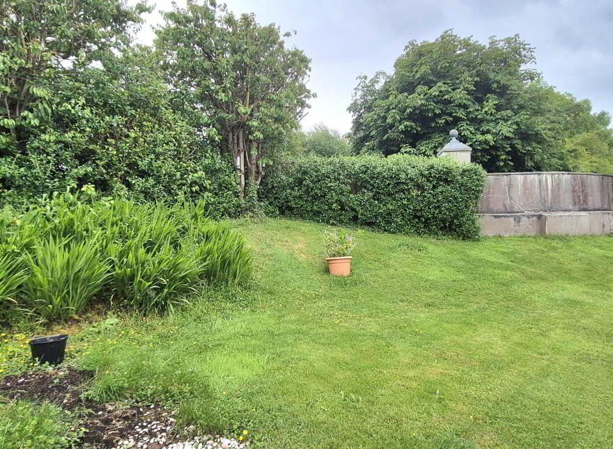 2 Dunhugh Manor, Londonderry, BT47 2TG