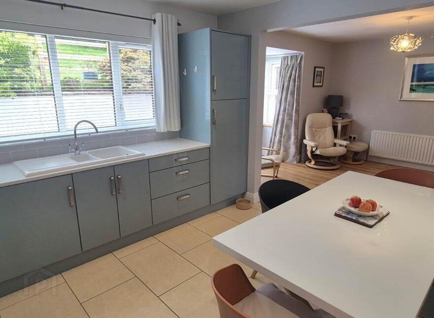 2 Dunhugh Manor, Londonderry, BT47 2TG
