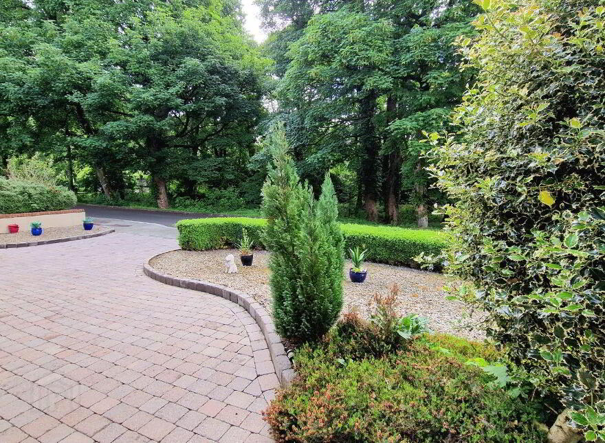 8 Loreto Wood, Cavan Town