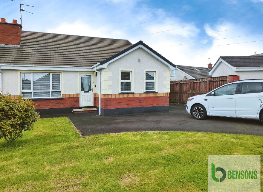 30 Knockbracken Park, Coleraine, BT52 1WP photo