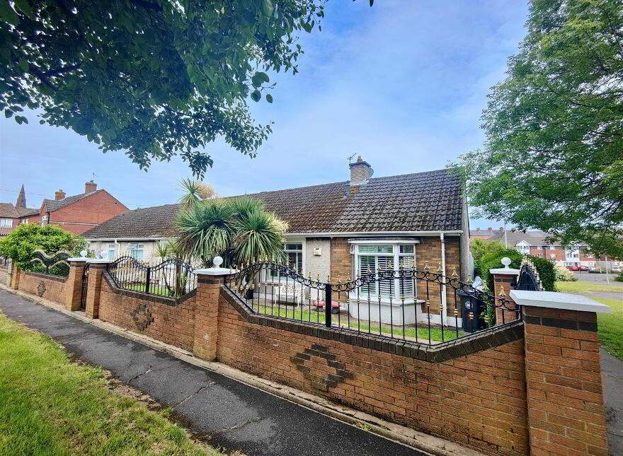 5 Brucevale Park, Belfast, BT14 6BQ photo