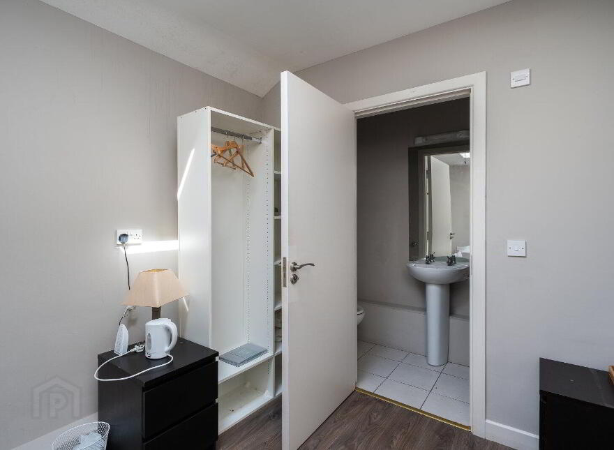 Wyers, Church Street, Tullamore, R35NP96