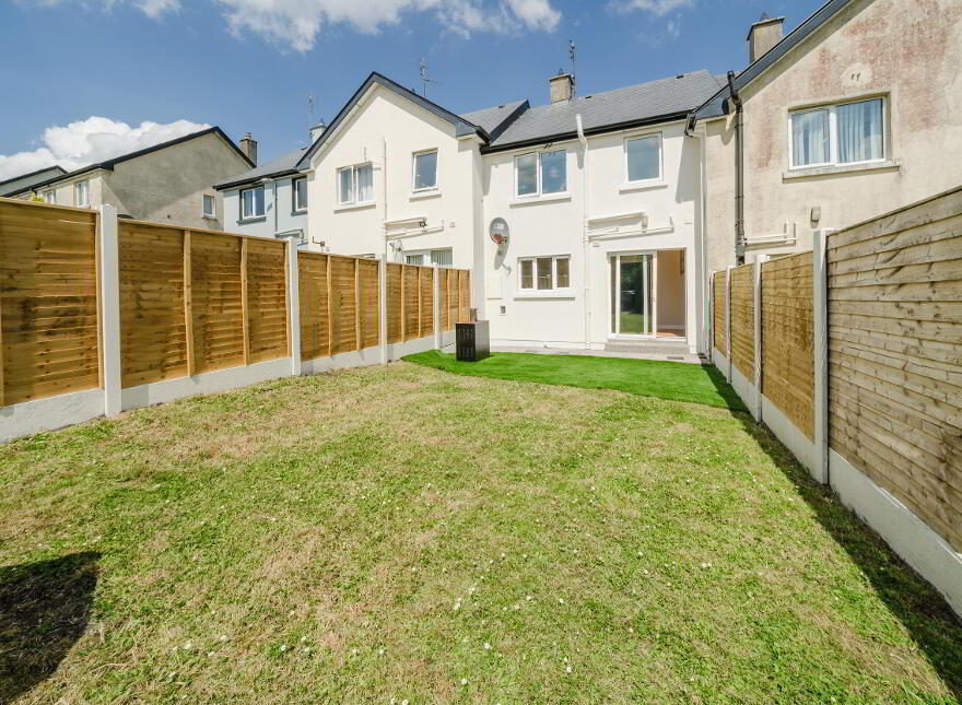 7 Carrowmore Dr, Carrowmore, Knock, F12R838