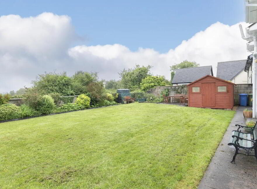 12 Chapel Field, Knockraha, T56VH22