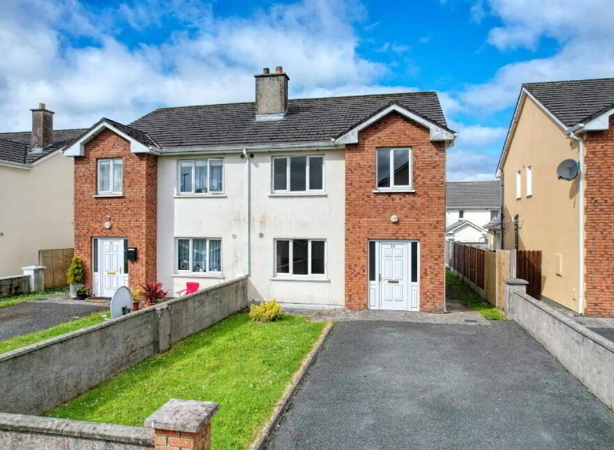29 Shannon Park, Edgeworthstown, N39XW50 photo