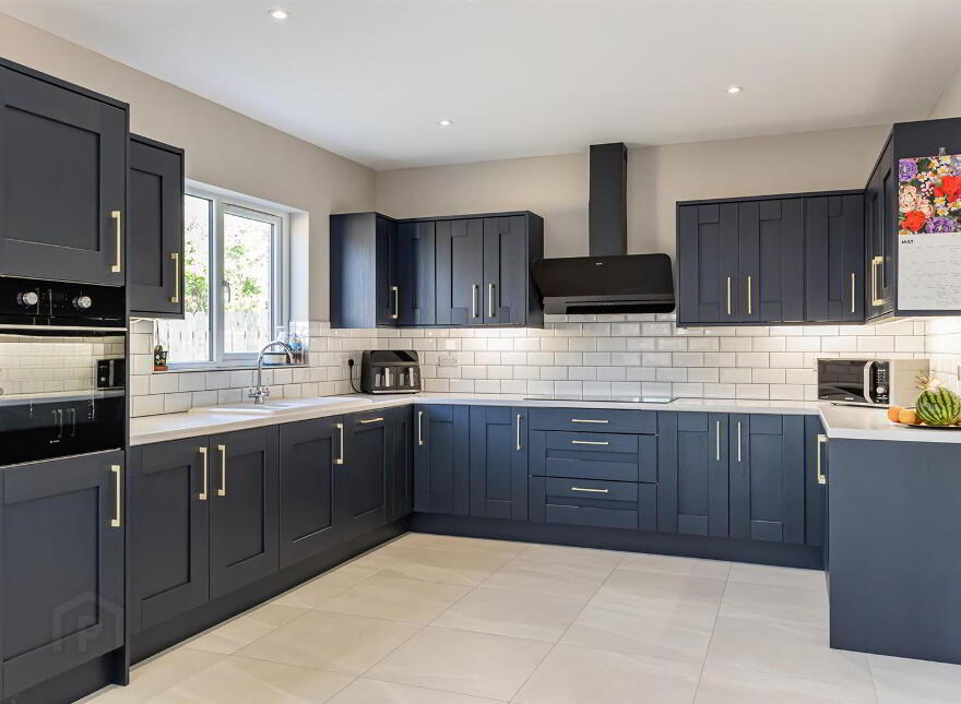 14 Rowanvale Crescent, Conlig, Newtownards, BT23 7HP