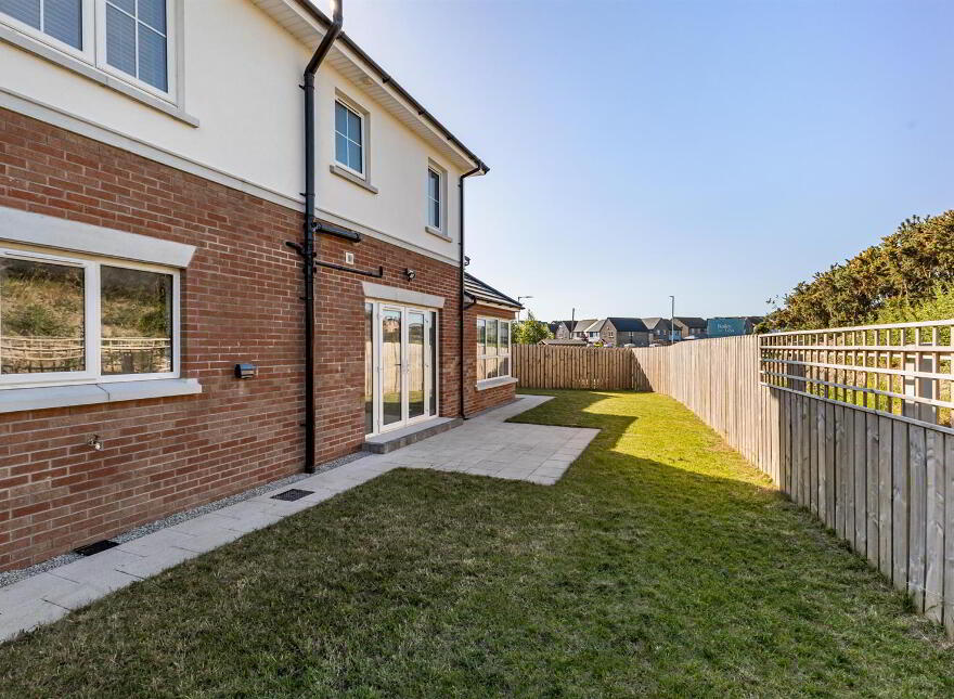 14 Rowanvale Crescent, Conlig, Newtownards, BT23 7HP