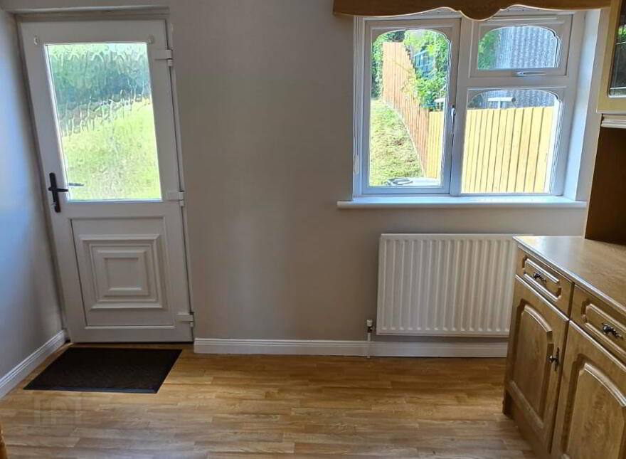 28 Muldoon Park, Dromore, Omagh, BT78 3AY