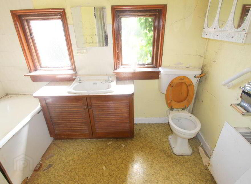 18 Church Street, Tullamore, R35NH10