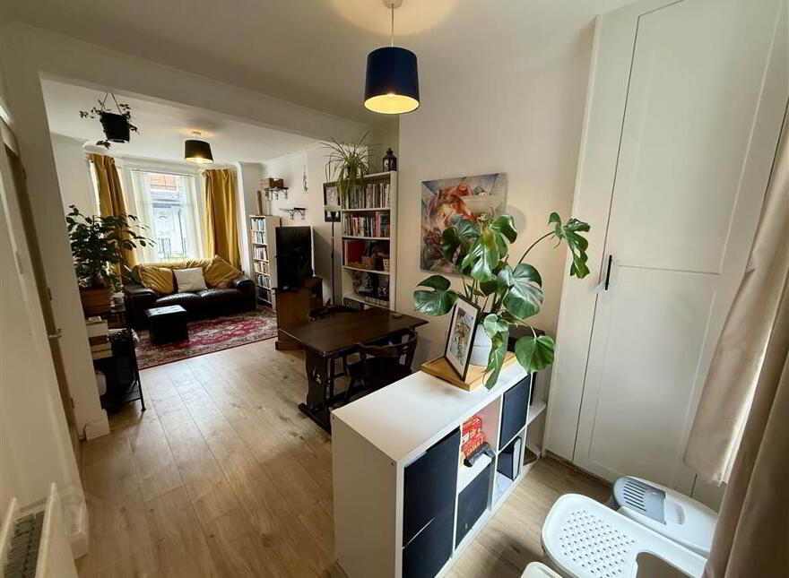 74 Hatton Drive, Belfast, BT6 9BD