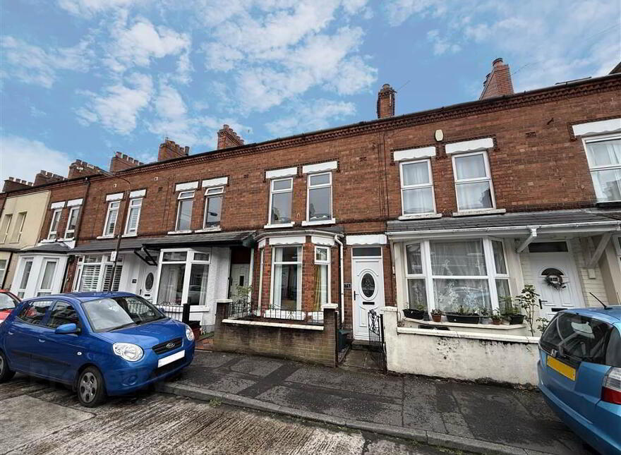 74 Hatton Drive, Belfast, BT6 9DB photo