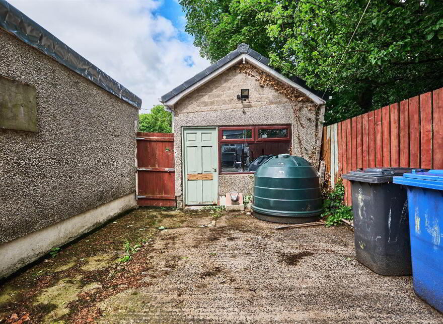 14 Bushmills Road, Coleraine, BT52 2BN