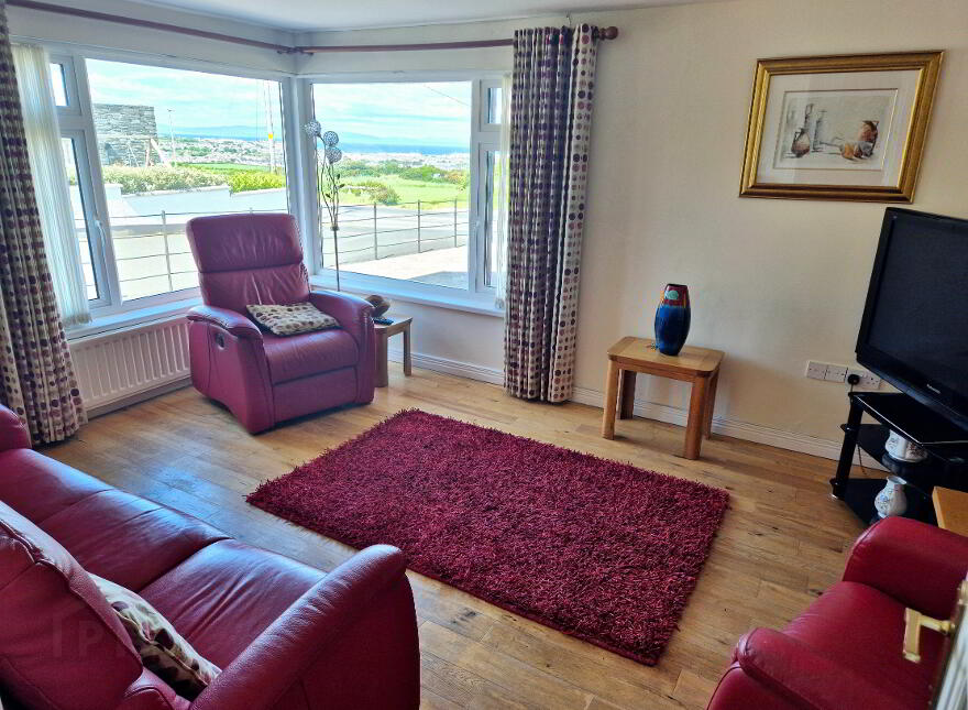 52 Craighahulliar Road, Portrush, BT56 8NN