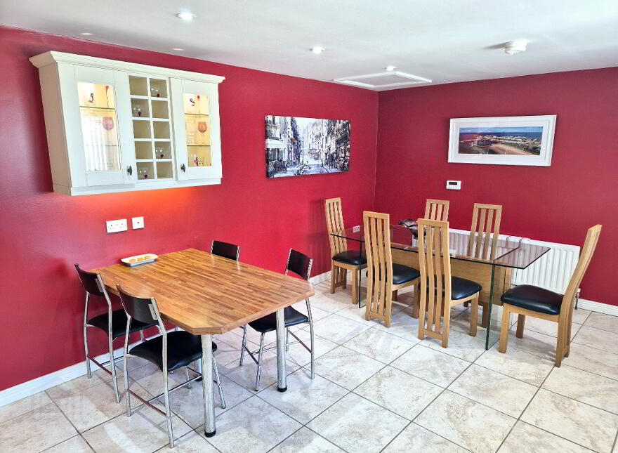 52 Craighahulliar Road, Portrush, BT56 8NN