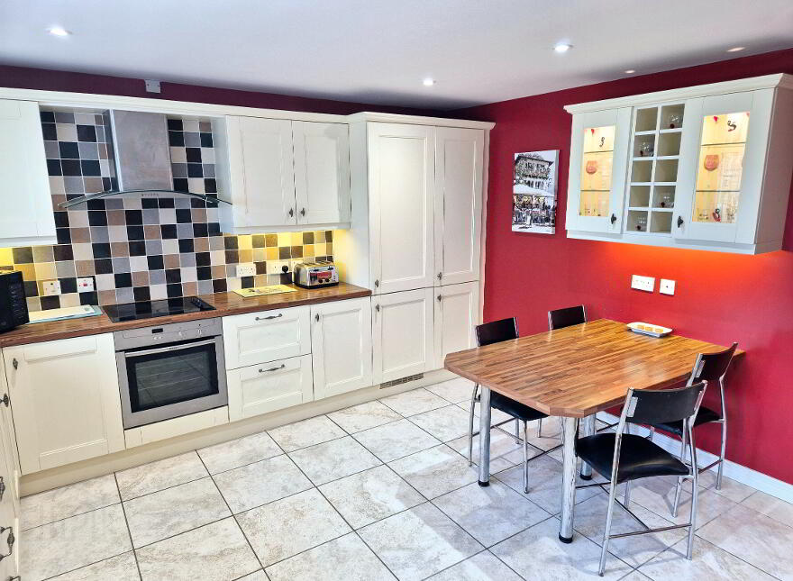 52 Craighahulliar Road, Portrush, BT56 8NN