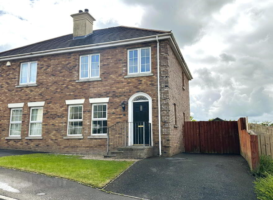 100 Summerhill, Banbridge, BT32 3LJ photo