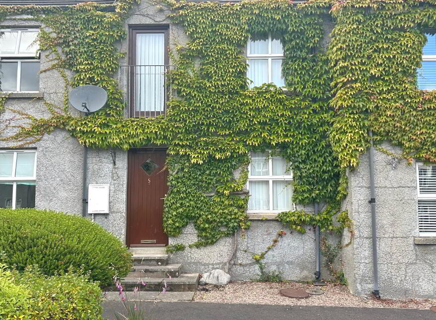 5 Roden Court, Bryansford, Newcastle, BT33 0RE photo