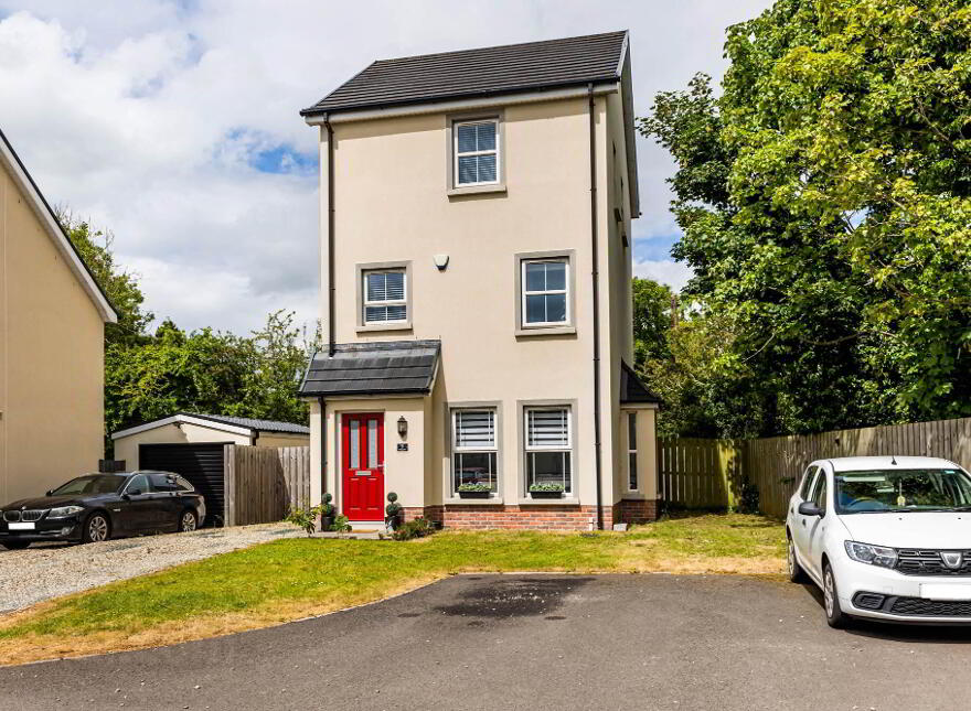 9 Ayrshire Mews, Lisburn, BT28 2GH photo