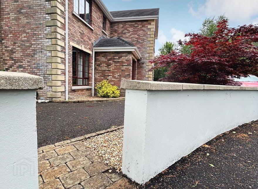 5 Castle Grove, Omagh, BT79 7AX