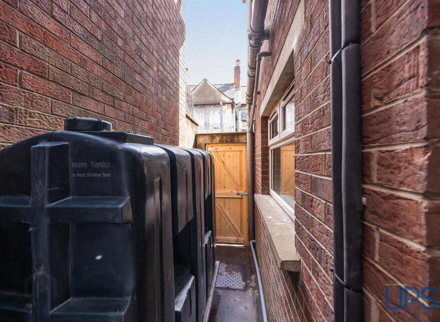 8 Nansen Street, Falls Road, Belfast, BT12 6AT