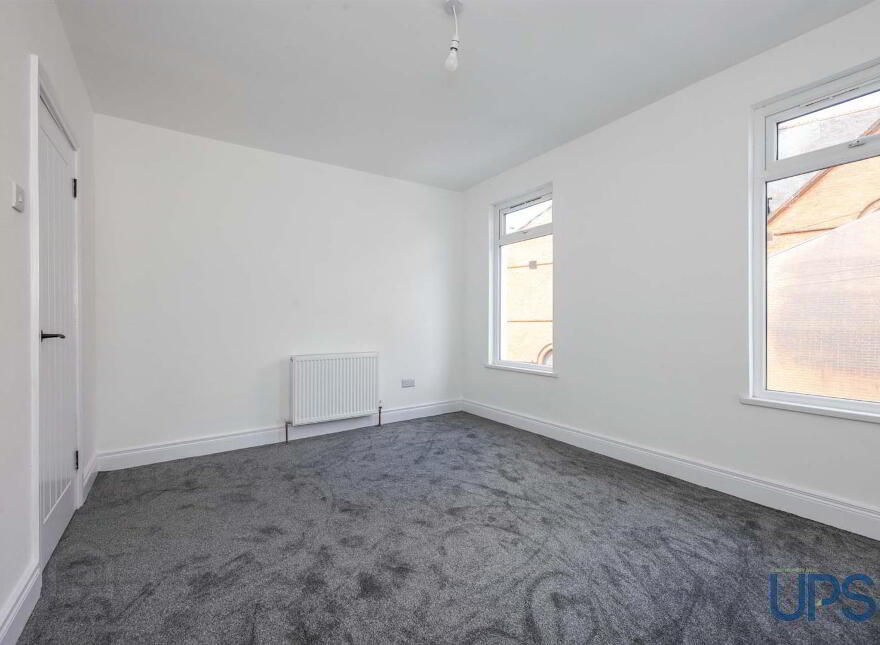 8 Nansen Street, Falls Road, Belfast, BT12 6AT