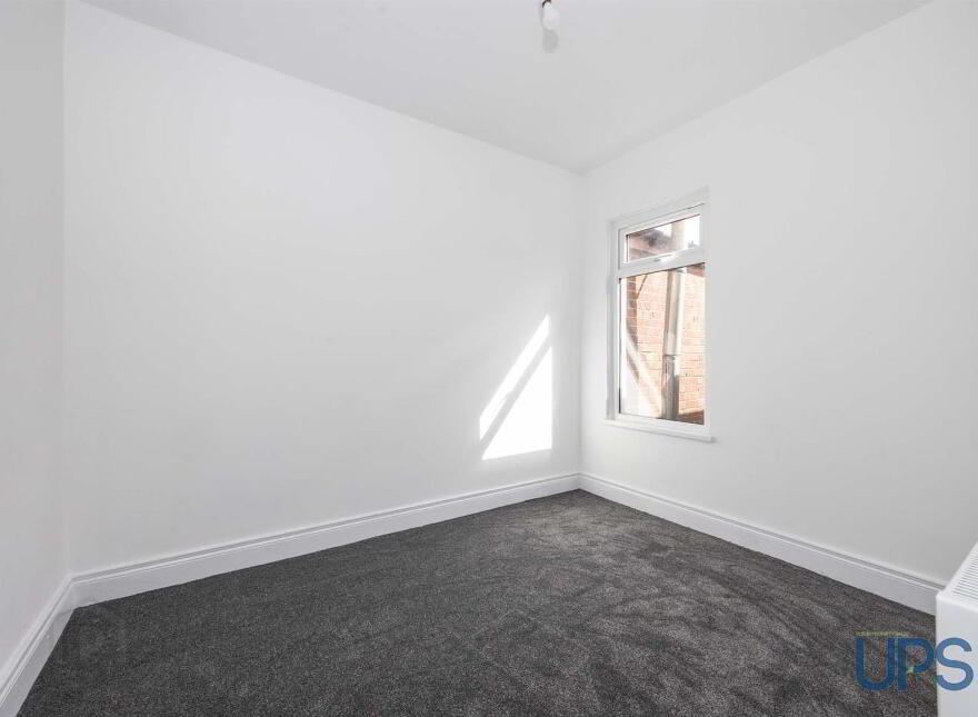 8 Nansen Street, Falls Road, Belfast, BT12 6AT