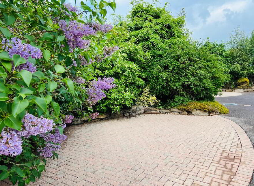 Cregg Lodge, 346 Glenshane Road, Claudy, BT47 4HP