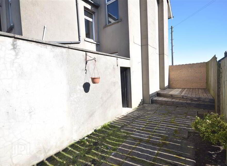 3 Clifton Road, Bangor, BT20 5EW