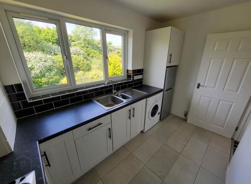 12 Blackthorn Rise, Larne, BT40 2HJ