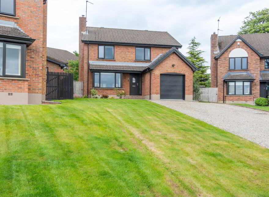 6 Waringfield Crescent, Moira, BT67 0FG photo