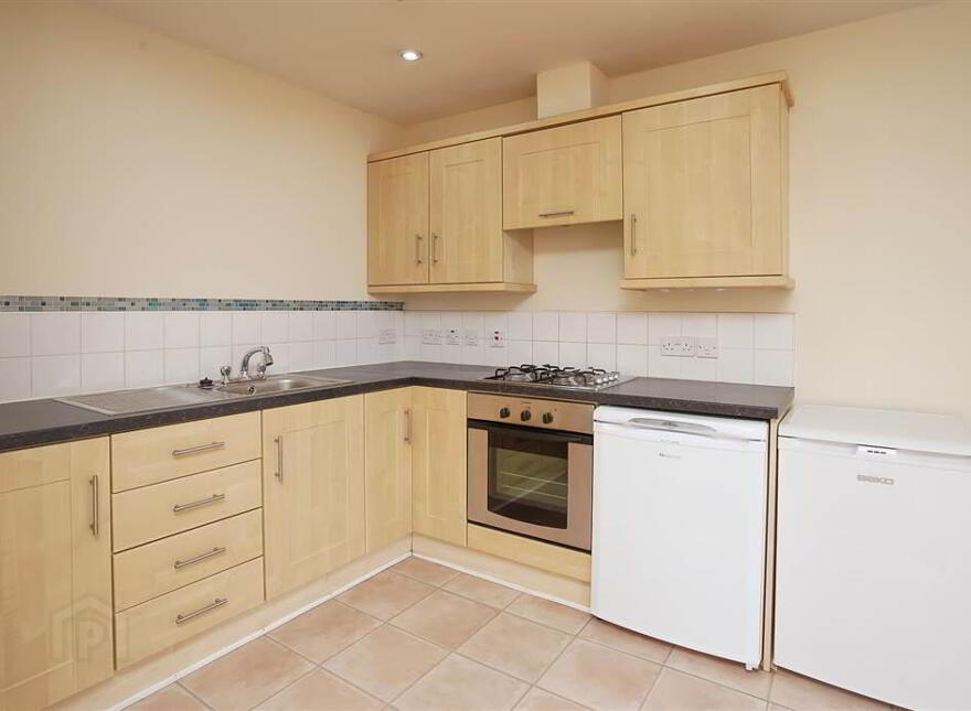 709 College Central, 4 College Avenue, Belfast, BT1 6BD