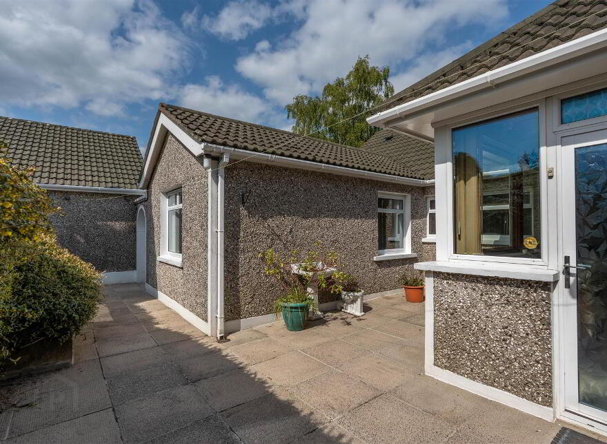 Greenbank, 96 Belfast Road, Saintfield, BT24 7HF