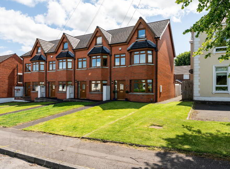 17a Wandsworth Parade, Belfast, BT4 3FW photo